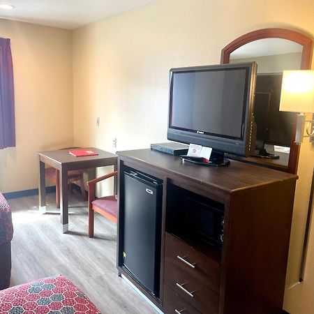 Econo Lodge Inn & Suites Corning Chambre photo