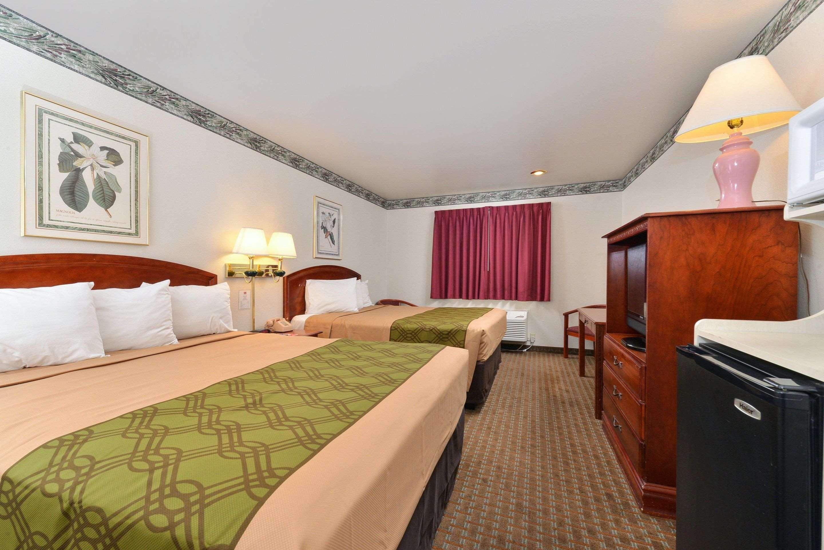 Econo Lodge Inn & Suites Corning Extérieur photo